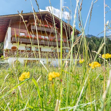 Haus Marianne Apartamento Sankt Jakob in Defereggen Exterior foto